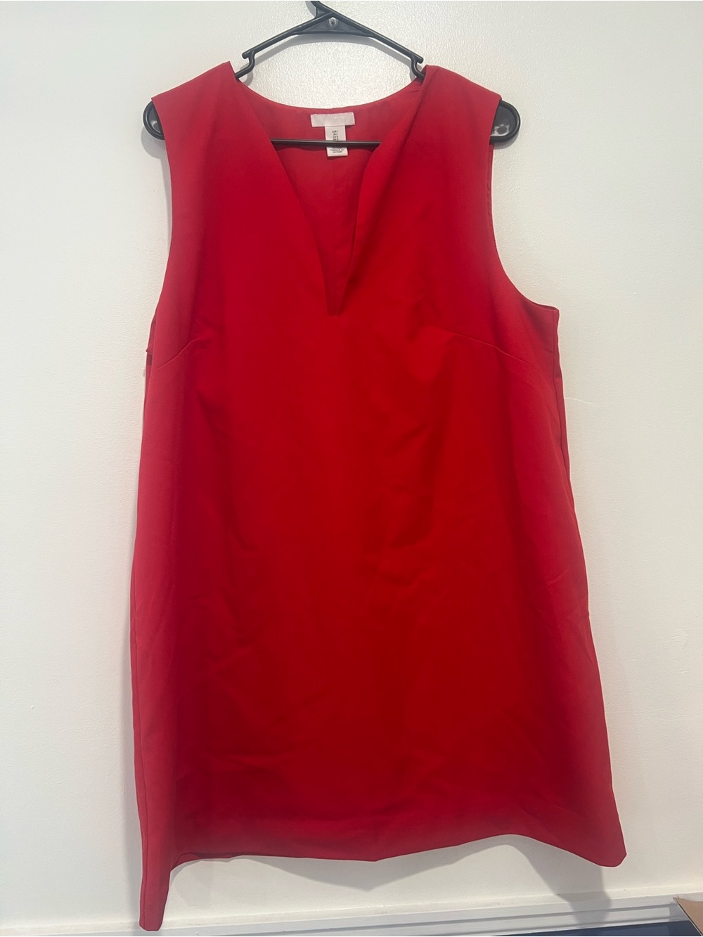 H&M Sleeveless Red V-Neck loose fit dress